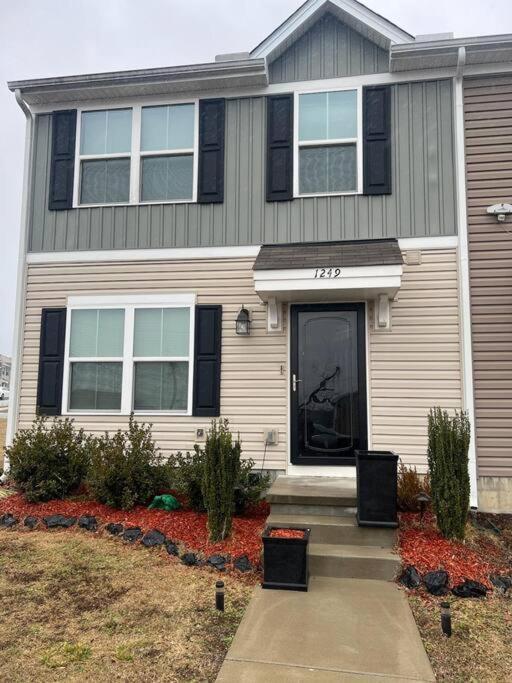 Cozy Nest: Where Love Blossoms Nashville Exterior photo